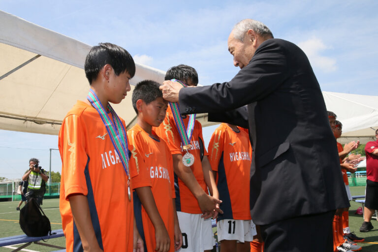 第55回 全日本中学生選手権大会
男子準優勝・日光市立東原中学校 (栃木県) ※ 表彰式の様子
(2025/8/18) Photo by 佐藤茂樹