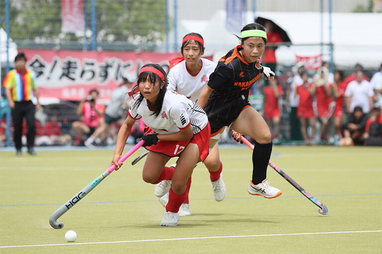 第56回 全日本中学生女子選手権大会 大会最終日 決勝戦 (かかみがはらホッケークラブ vs 朝日中学校) の様子 (2026/8/17) Photo by 佐藤茂樹