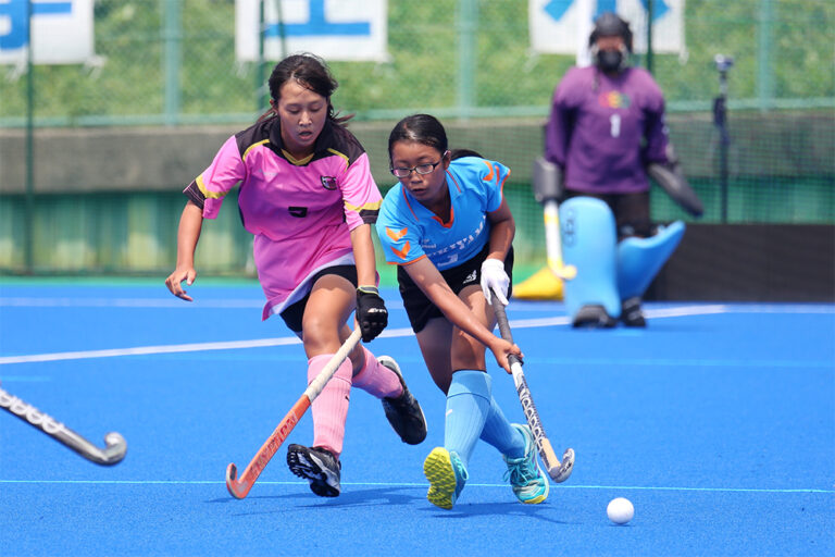 第49回 全日本中学生選手権大会 最終日 女子決勝戦 (小矢部市立大谷中学校 (富山県) vs 米原市立伊吹山・長浜市立虎姫中学校 (滋賀県) )の様子 (2019/8/19) Photo by 西村卓