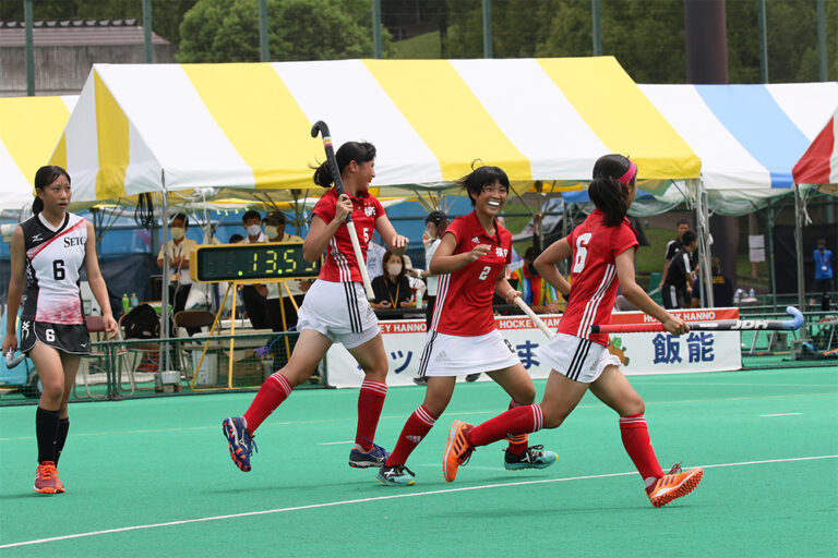第51回 全日本中学生選手権大会 大会最終日 女子決勝戦 (瀬戸中学校 vs 横田中学校) の様子 (2021/8/23) Photo by 鈴崎哲夫