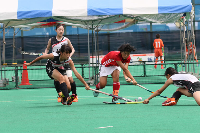 第51回 全日本中学生選手権大会 大会最終日 女子決勝戦 (瀬戸中学校 vs 横田中学校) の様子 (2021/8/23) Photo by 鈴崎哲夫