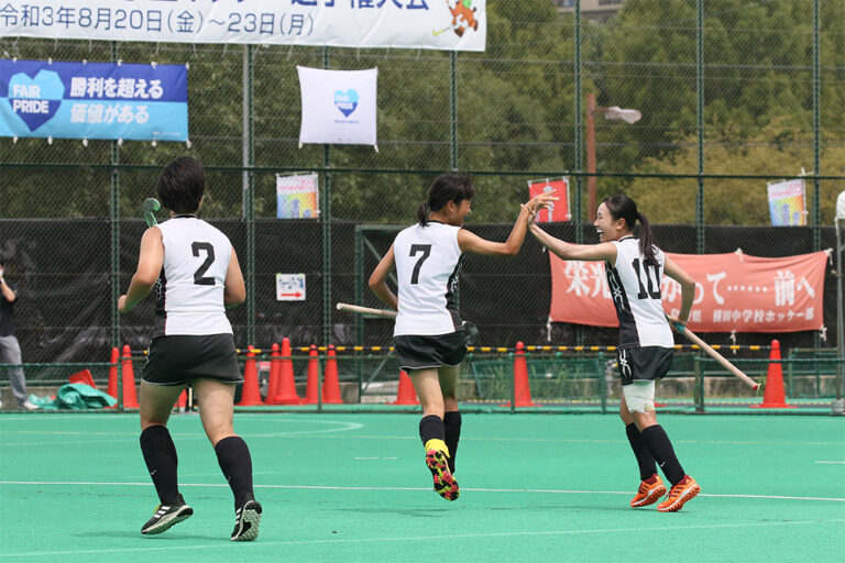 第51回 全日本中学生選手権大会 大会最終日 女子決勝戦 (瀬戸中学校 vs 横田中学校) の様子 (2021/8/23) Photo by 鈴崎哲夫